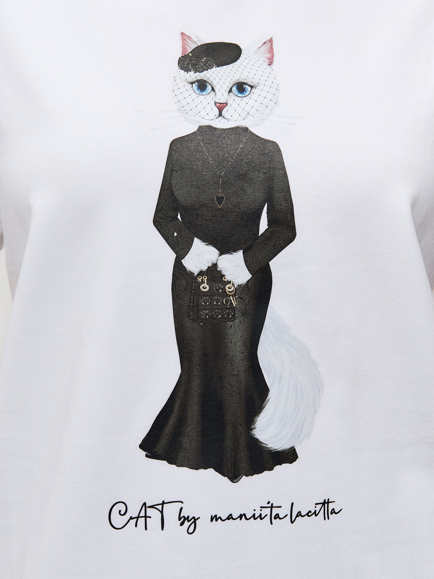 White Printed T-shirt  CAT IN BLACK