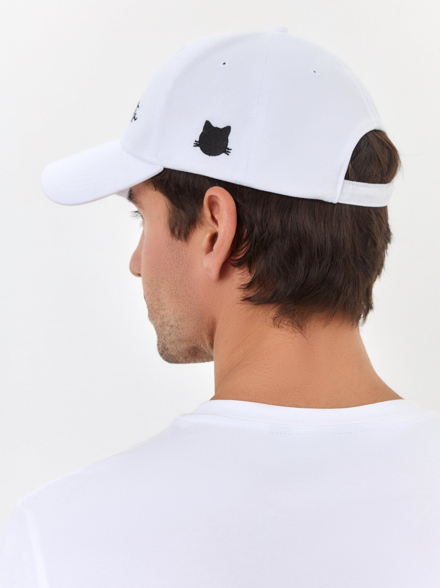 White Cap with LOGO CAT