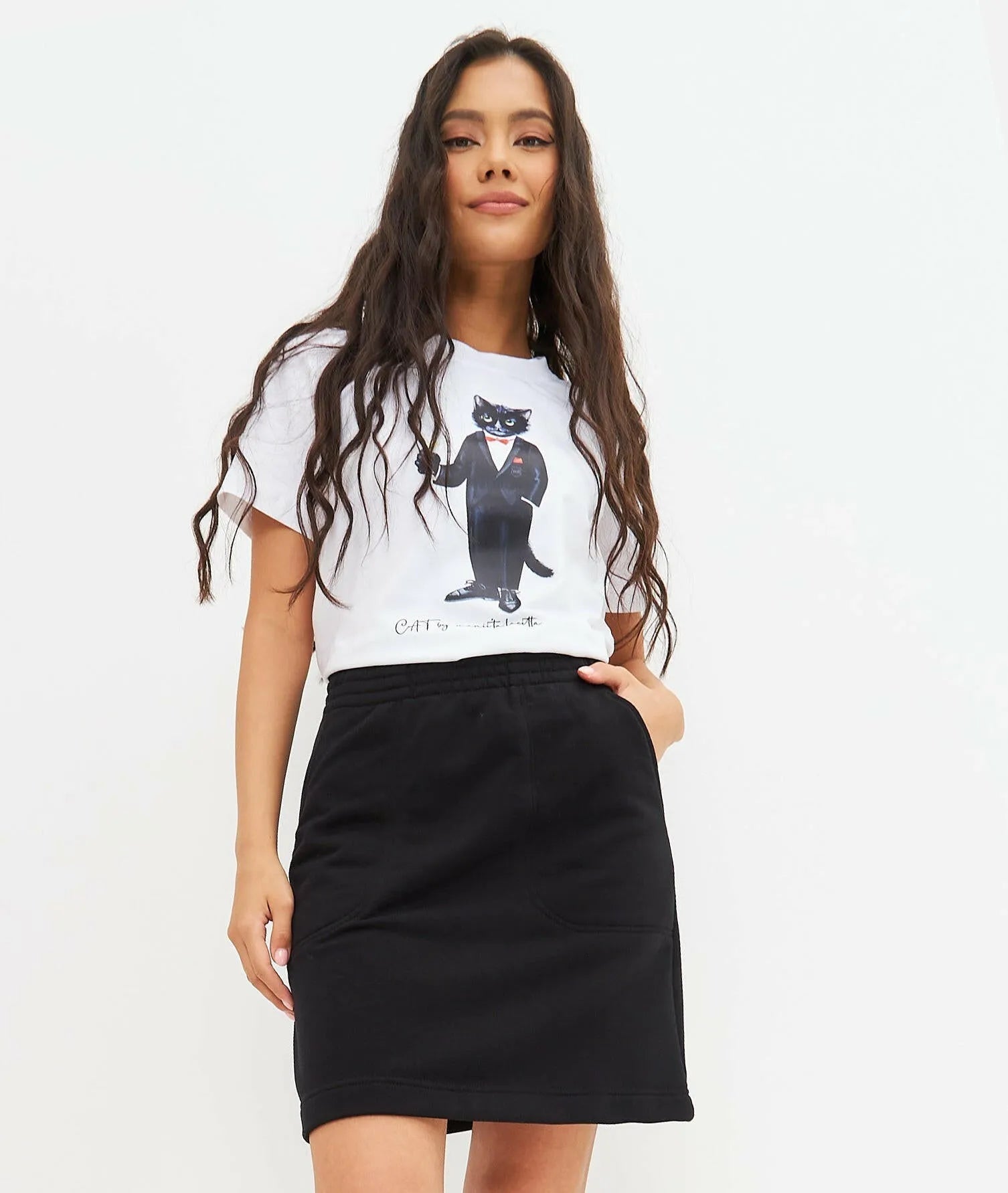 BASIC set: women's white t-shirt and skirt with Cat print Dandy Cat - Maniita Lacitta