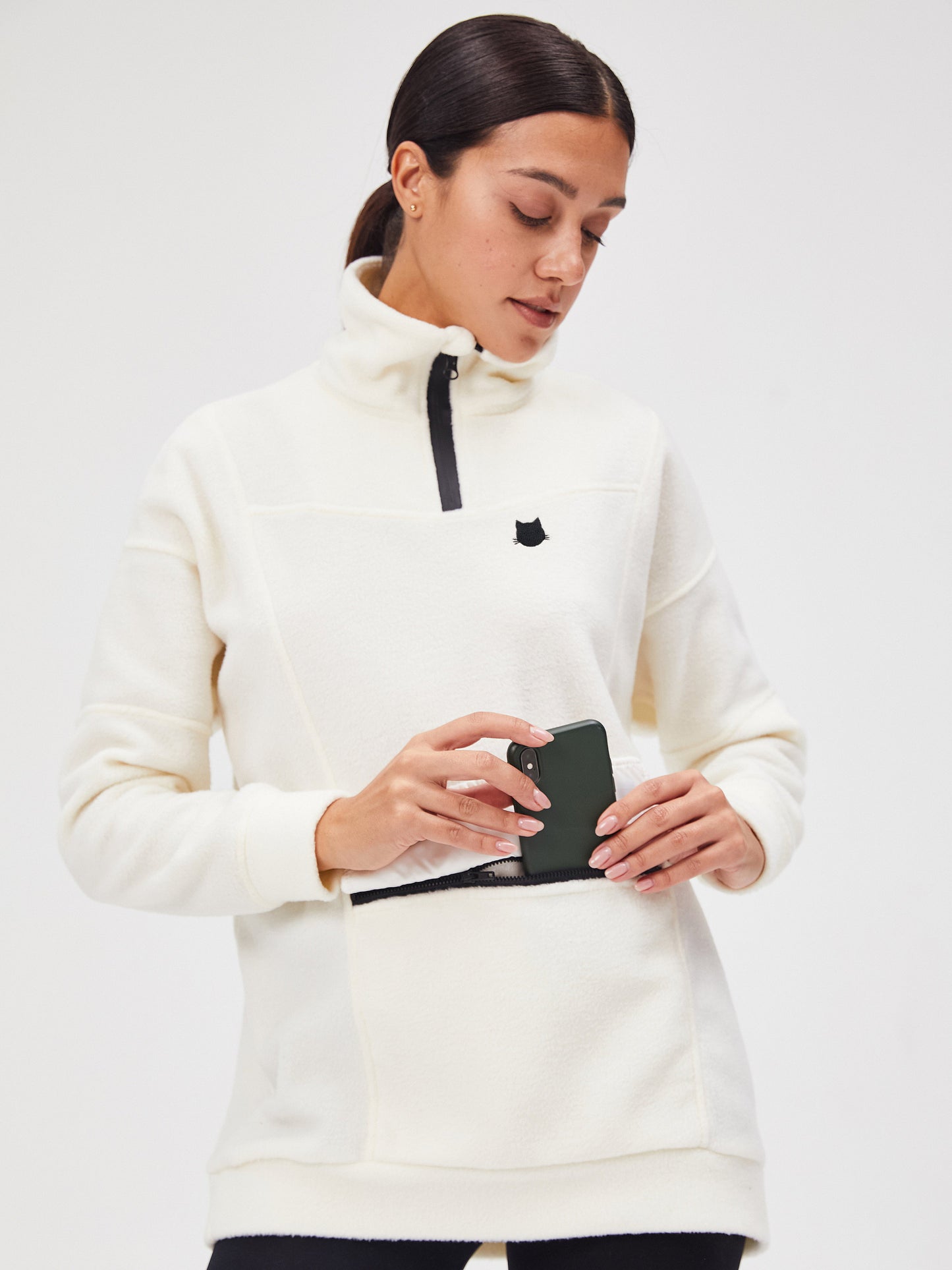 White Fleece sweatshirt - Maniita Lacitta