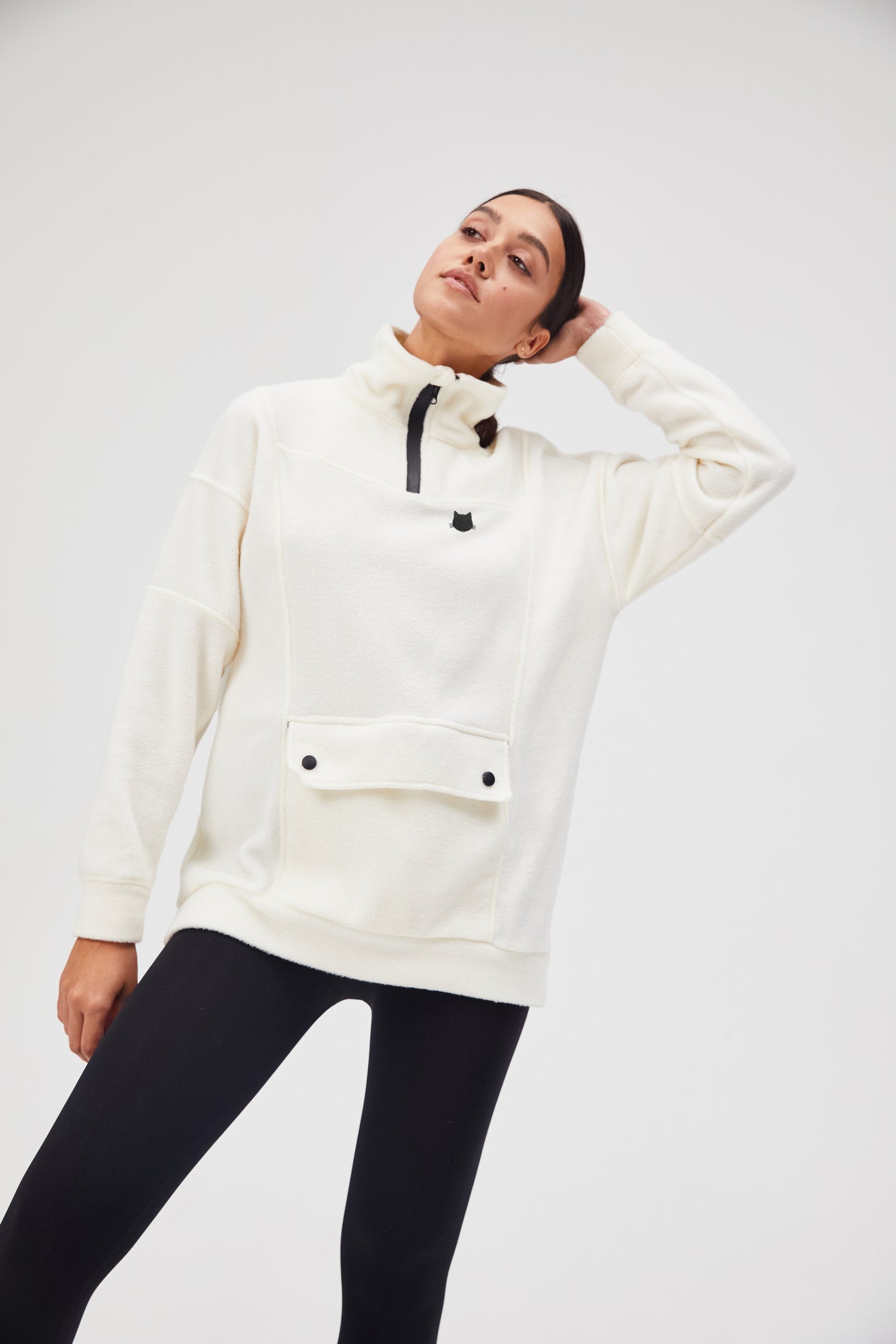 White Fleece sweatshirt - Maniita Lacitta